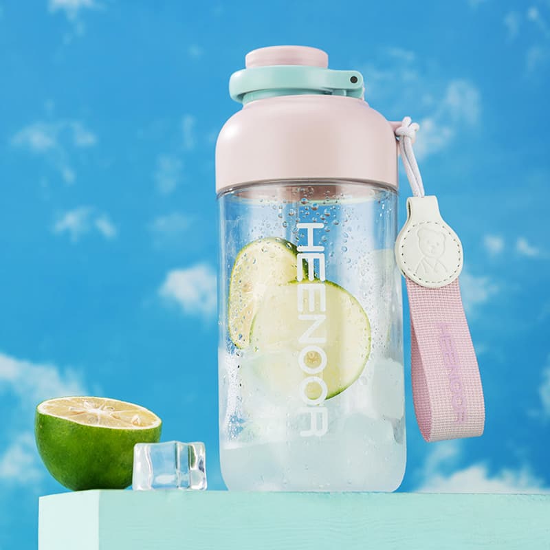Tritan 运动吸管塑料瓶 Tritan 运动吸管塑料瓶
